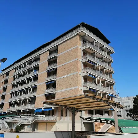 Ca' Laurana Apartment Bibione Exterior photo
